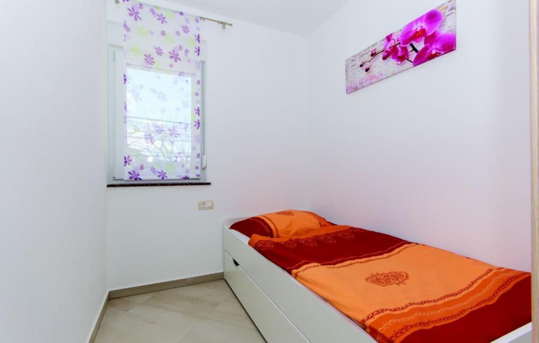 Apartment Vilic Pula Buitenkant foto