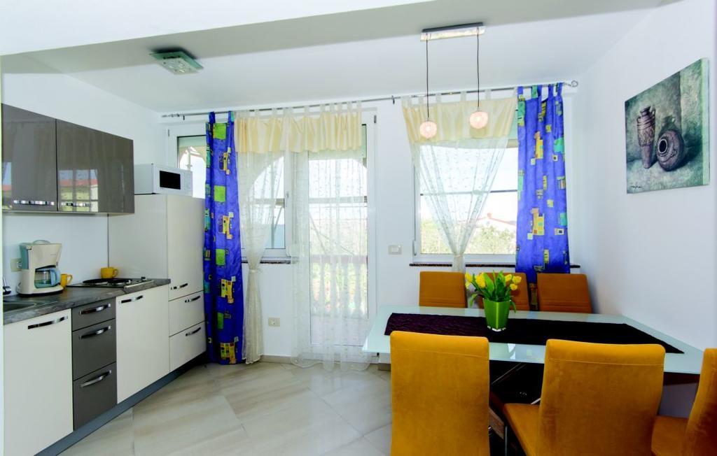 Apartment Vilic Pula Buitenkant foto